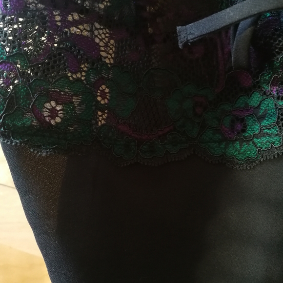 Secret Treasures lingerie set - Picture 5 of 5